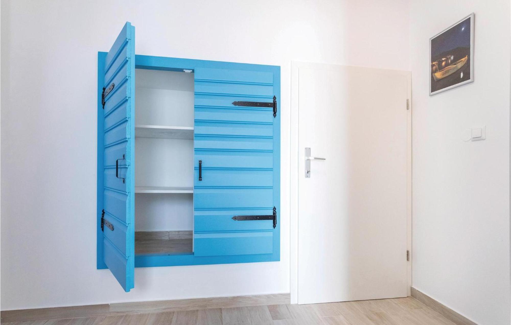 Awesome Apartment In Blace With House Sea View מראה חיצוני תמונה