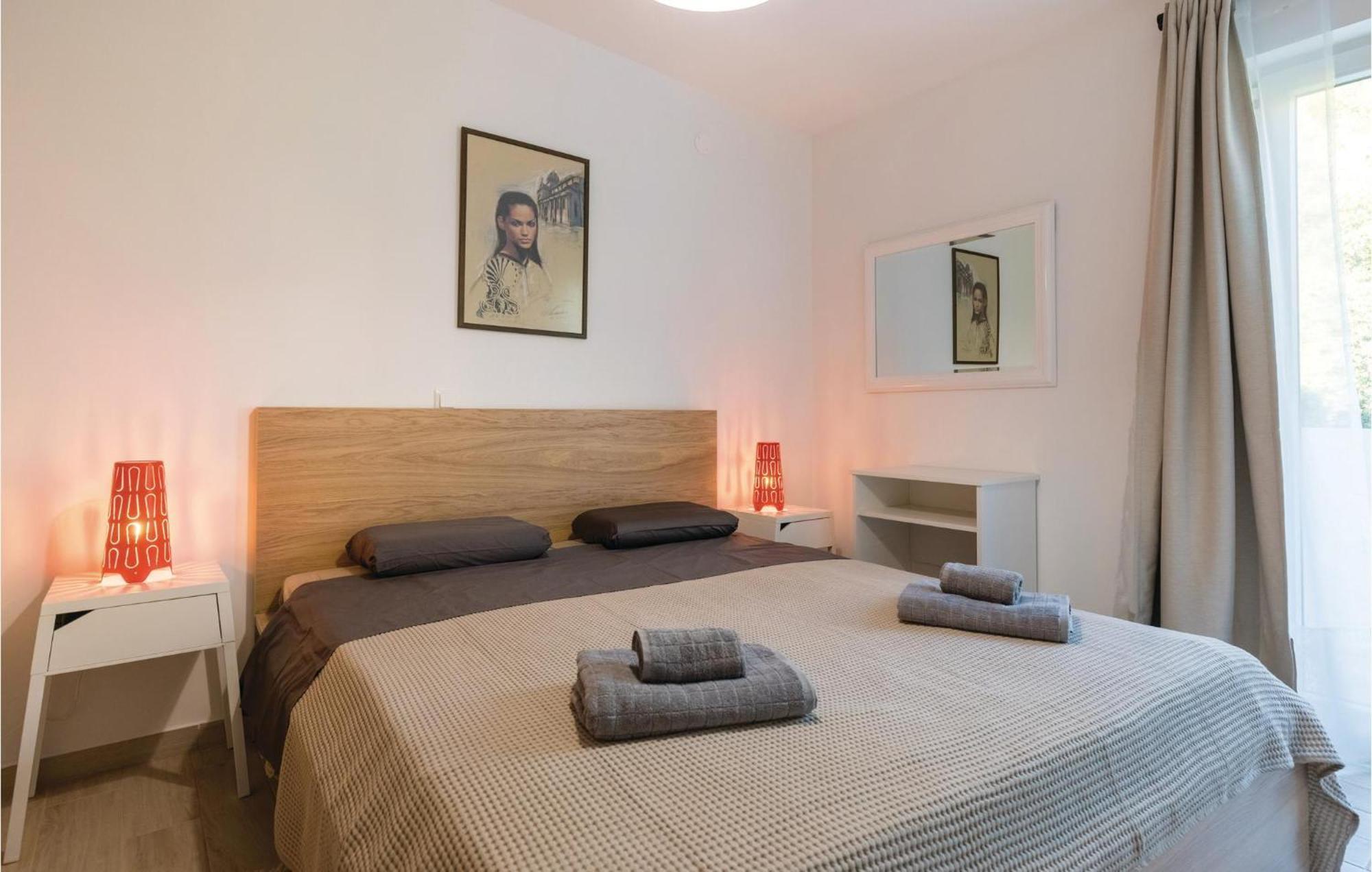 Awesome Apartment In Blace With House Sea View מראה חיצוני תמונה